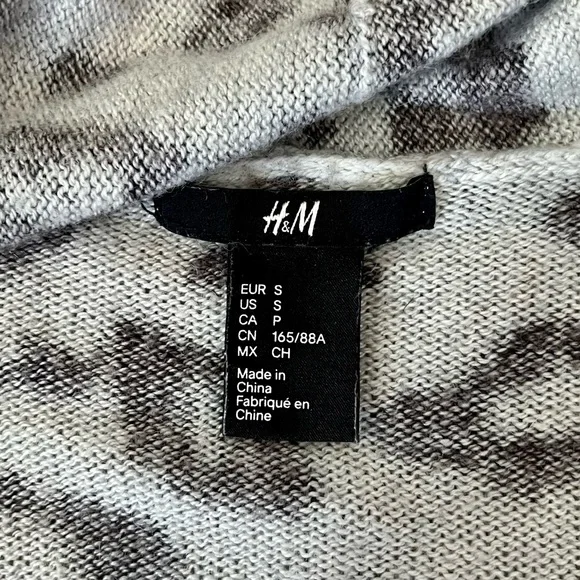 H&M Women’s Black Gray Leopard Print Open Front Cardigan Sweater Size S - Picture 4 of 4